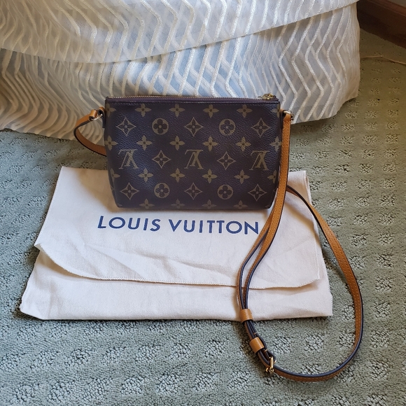 Louisvuitton pallas employees uniform edition - Picture 3 of 7